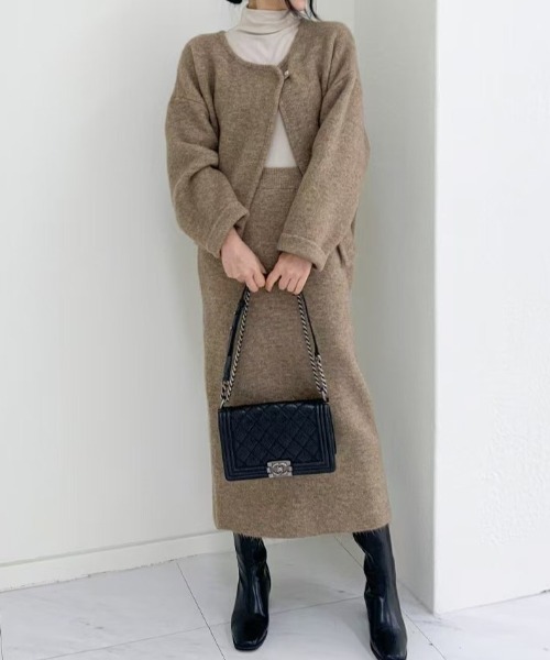 セットアップ ワンポイントボタンニットカーディガンセットアップ