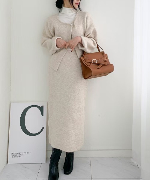 Sov. ボタン付きカーディガン とズボンのセットアップ セットアップ ワンポイントボタンニットカーディガンセットアップ