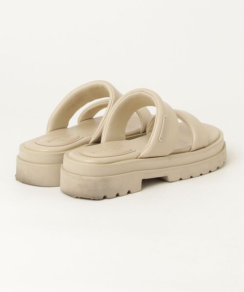 CHARLES ＆ KEITH（チャールズ&キース） フラットサンダル 23cm