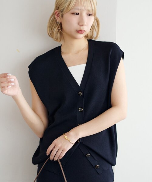 Discoat（ディスコート） ベスト ジレ 「Noka」接触冷感ニットベスト