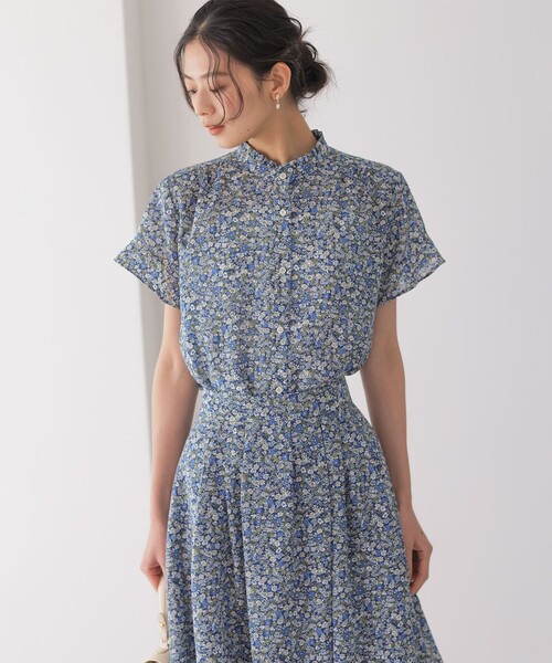 ブラウス シャツ フラワーガーデンプリント ブラウス レディースの画像