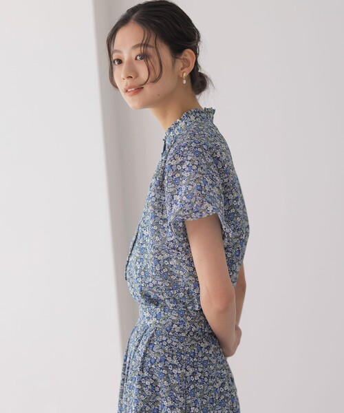 ブラウス シャツ フラワーガーデンプリント ブラウス レディースの画像