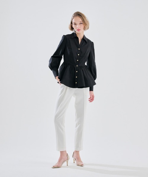 TWILL ラウンドペプラムボリュームブラウス twill ラウンドペプラムボリュームブラウス - メルカリ