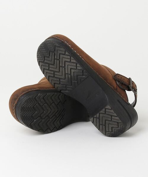 ダンスコ　可愛いミュール　長く履けます Amazon | Dansko レディース Kaci 職業ミュール クロッグ - 軽量