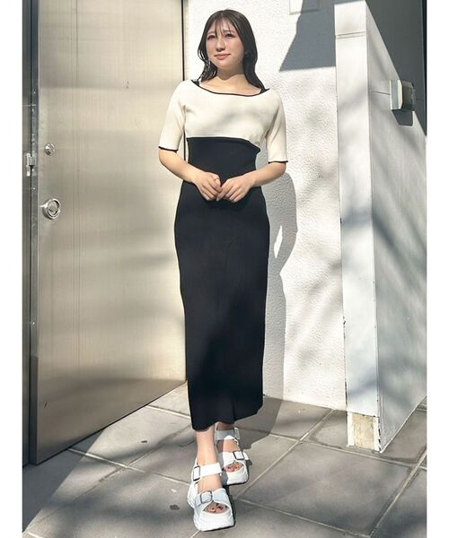 MERCURYDUO ワンピース 3WAY配色バックレースアップ半袖ニット