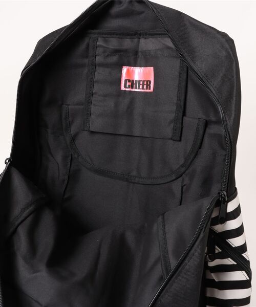 CHEER（チアー） デイバック リュック ロゴテープラインデザイン
