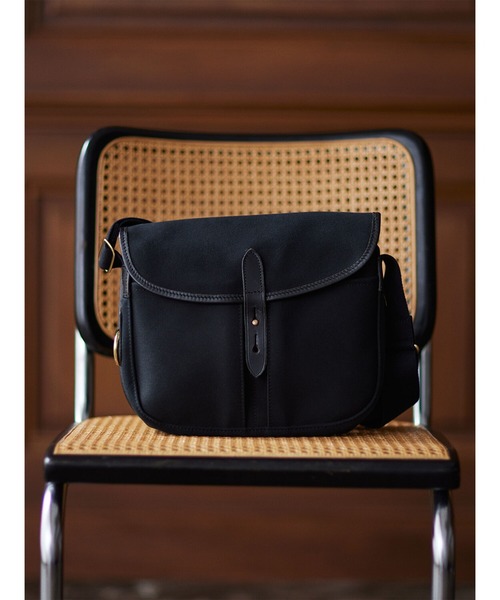 美品　brady キャンバス　レザー　ショルダーバッグ　黒 廃盤美品！】 ブレディ ショルダーバッグ カルダー 巾着 黒