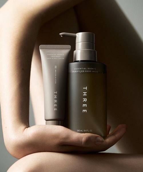 THREE（スリー） ハンドクリーム エッセンシャルセンツ トリートメント