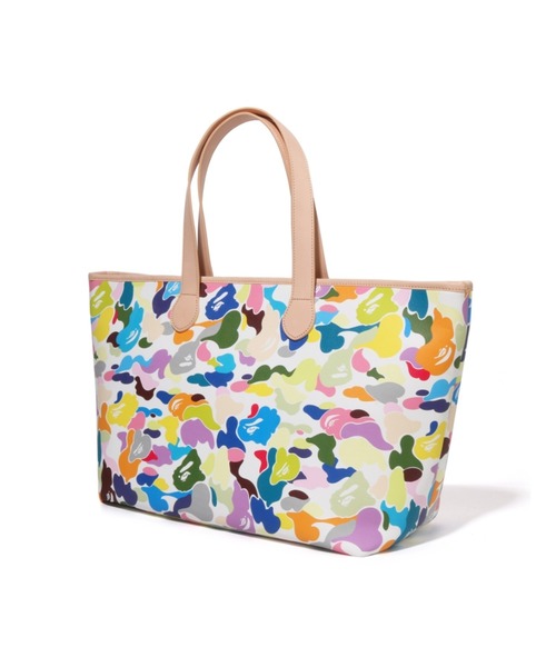 A BATHING APE アベイシングエイプ　マルチカラー　トートバッグ　レア A BATHING APE（アベイシングエイプ） トートバッグ MULTI CAMO TOTE