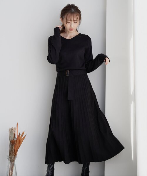 美品✨フォクシー　ニットロングワンピース　ぽわんプリーツ　たっぷりフレア　黒　L 美品✨フォクシー ニットロングワンピース ぽわんプリーツ たっぷり