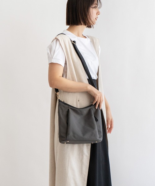 VitaFelice（ヴィータフェリーチェ） ショルダーバッグ バッグ