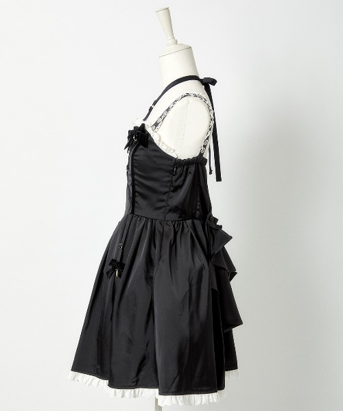 AVENCHUMU ワンピース Back ruffle ribbon harness one piece