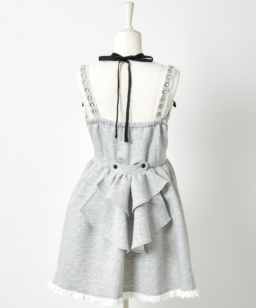 AVENCHUMU ワンピース Back ruffle ribbon harness one piece