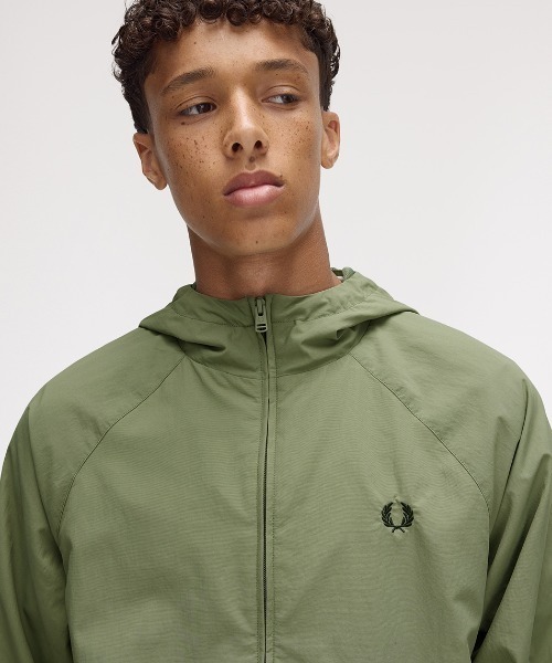 FRED PERRY（フレッドペリー） ブルゾン アウター Hooded Shell Jacket