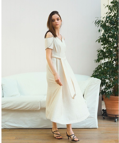 ERADIE（エラディエ） ワンピース Heart neck bead trim one-piece
