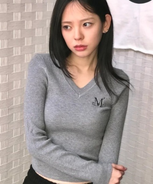 ニット＋ニット Onitsuka Tiger（オニツカタイガー） ニット セーター KNIT TOP