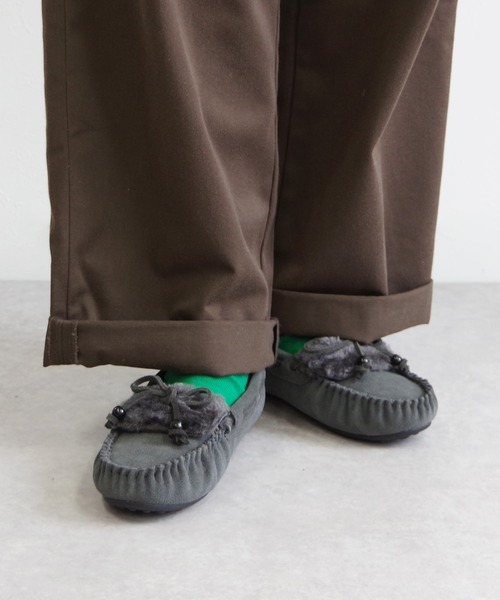 黒 スエード モカシン 編みひも付き Minnetonka（ミネトンカ） デッキシューズ モカシン MINNETONKA