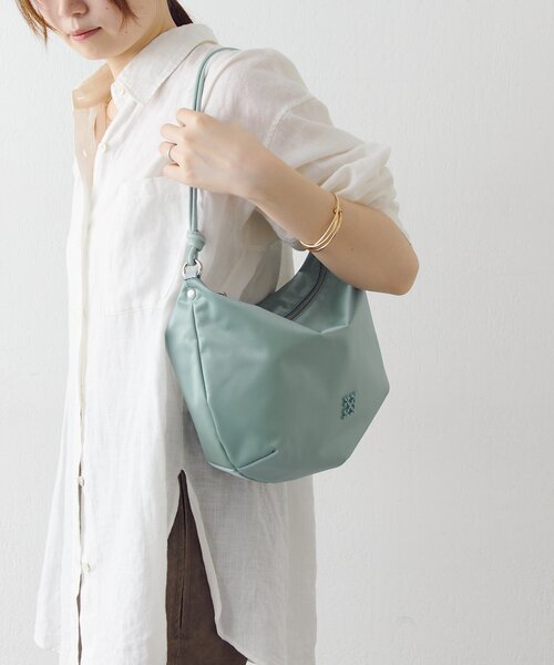 russet（ラシット） ショルダーバッグ バッグ 入学式 クラウズナイロン