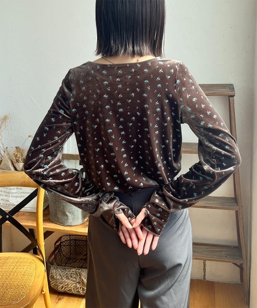 tシャツ フィンガーホール花柄ベロアトップス レディース : ZOZOTOWN