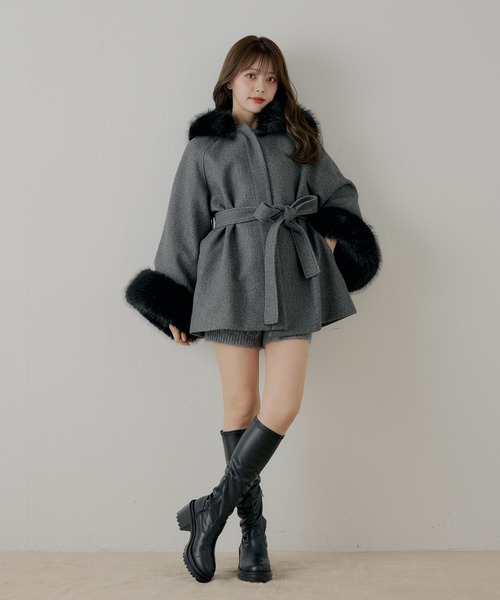 Chico（チコ） ポンチョ 「4色展開」ファー襟ケープコート レディース