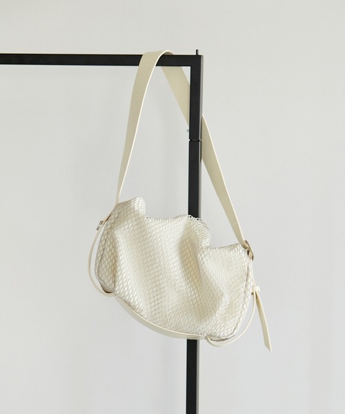 ADAM ET ROPE'（アダムエロペ） ショルダーバッグ バッグ フォルム