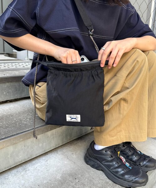 PENNEYS（ペニーズ） ショルダーバッグ 「UNISEX」「FOX別注」スクエア