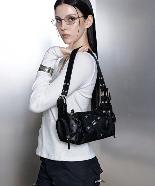 MUCENT（ムセント） ショルダーバッグ バッグ MUCENT／BAEL レザーBAG