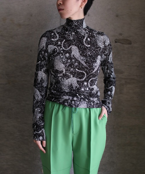 tシャツ LEOPARD PRINT HIGH NECK TOP レディース