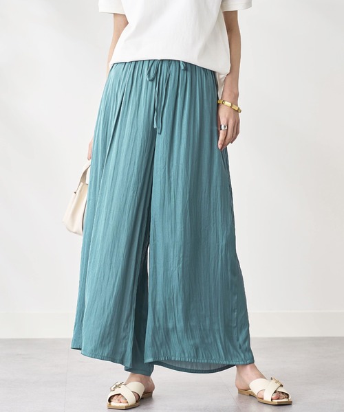 BELLUNA PLUS パンツ 上品サテン素材ワイドパンツ股下60cm