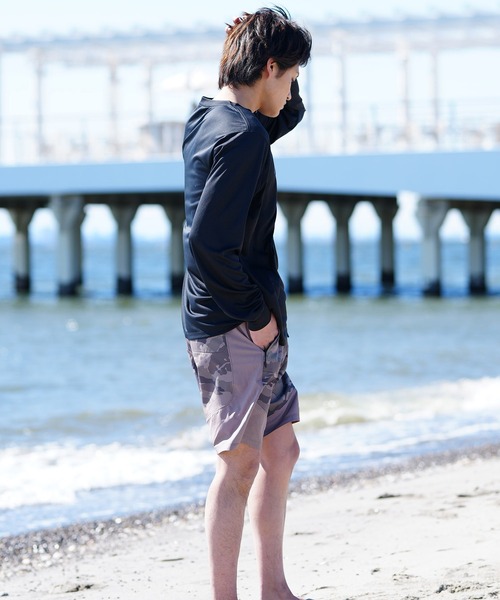 Hurley ラッシュガード 新品未使用 Hurley（ハーレー） ラッシュガード 長袖Tシャツ/ラッシュガード 水陸