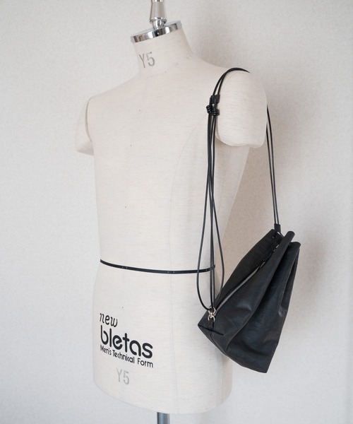 SENTI ショルダーバッグ Dyneema(R) Leather DRAWSTRING BAG_L