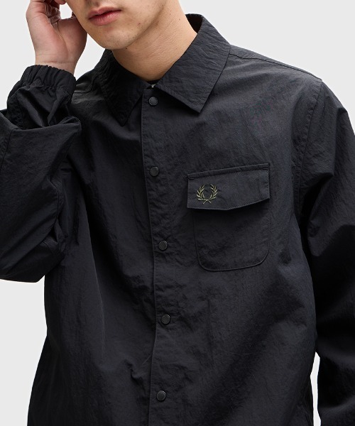 ジャケット・アウター FRED PERRY / Seam Detail Shell Jacket Fred Perry Shell Jacket Laurel Wreath Green / Night Green
