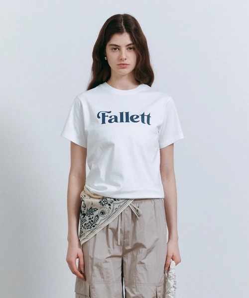 tシャツ A'GEM/9 × .kom 「FALLETT/ファレット」STORY LOGO ESSENTIAL SHORT SLEEVE/ロゴエッセン