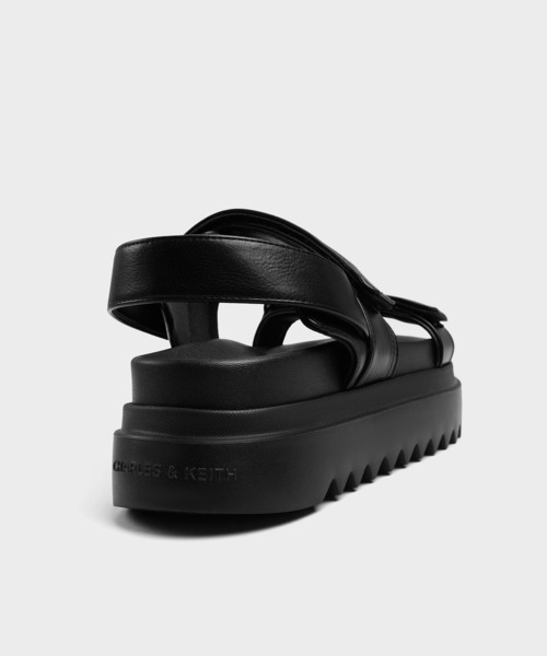 台湾 CHARLES&KEITH ダブルストラップ フラットフォームサンダル CHARLES ＆ KEITH サンダル ダブルストラップ フラットフォーム