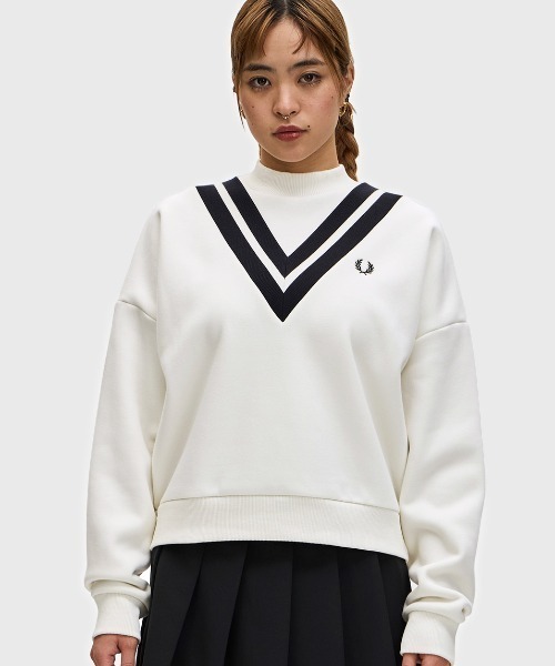 FRED PERRY（フレッドペリー） トレーナー スウェット V-Insert Tipped