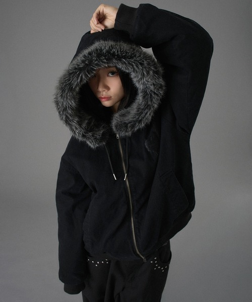 ファー付き黒ジャケット ハートボタン ONCILY（オンシェリー） ブルゾン アウター HEART LOGO DUCK FAUX-FUR