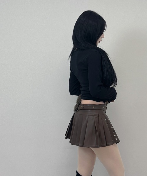 FOLLOWIN（フォロウィン） スカート 「ファーベルト付き」プリーツ