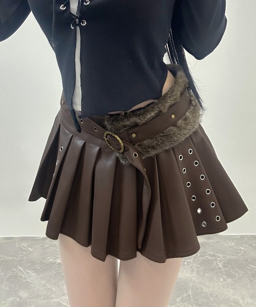 FOLLOWIN（フォロウィン） スカート 「ファーベルト付き」プリーツ