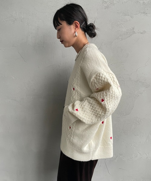 Noir Fabrik ハート刺繍ケーブルニットプルオーバー NOIR FABRIK/ヌワールファブリック] ハート刺繍 ケーブルニットプル