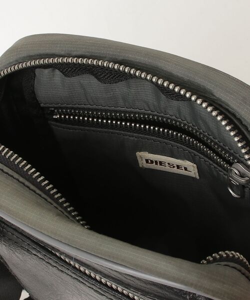 DIESEL（ディーゼル） ワンポイントショルダーバッグ - グリーン