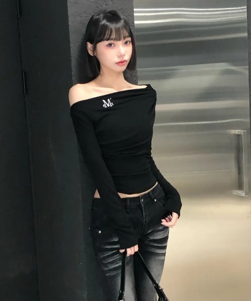 MUCENT（ムセント） tシャツ 「日本未発売/WEB限定」/オフショルダー 
