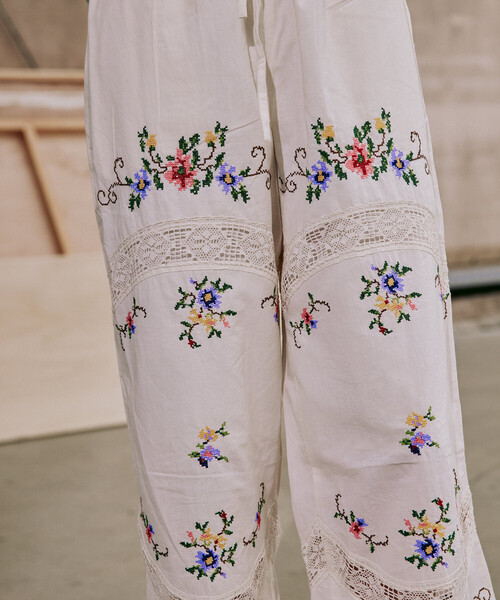 Freada（フリーダ） パンツ インド フラワー クロス刺繍 レース