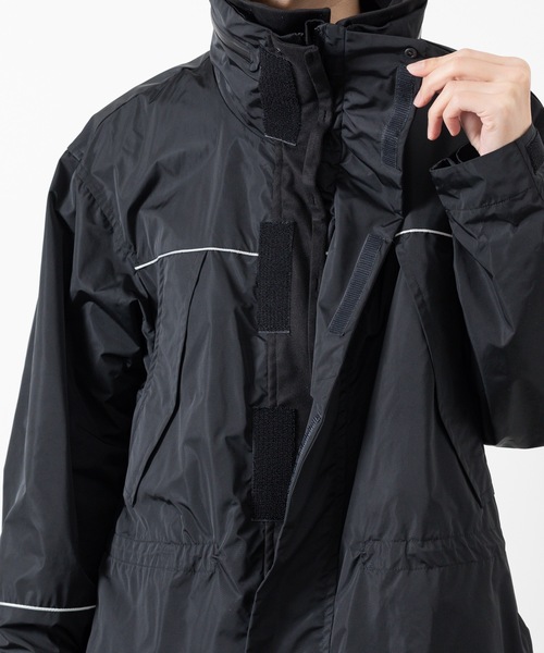 ブルゾン アウター NYLON MOUNTAIN PARKA メンズの画像