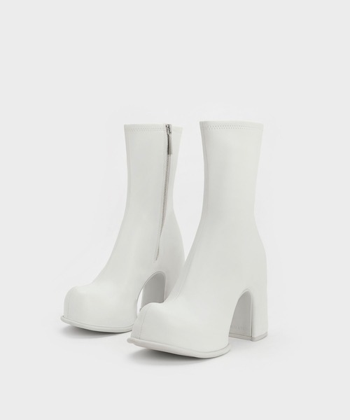 (新品未使用)ピクシープラットフォームアンクルブーツ　CHARLES＆KETH CHARLES ＆ KEITH ブーツ Pixieピクシープラットフォーム