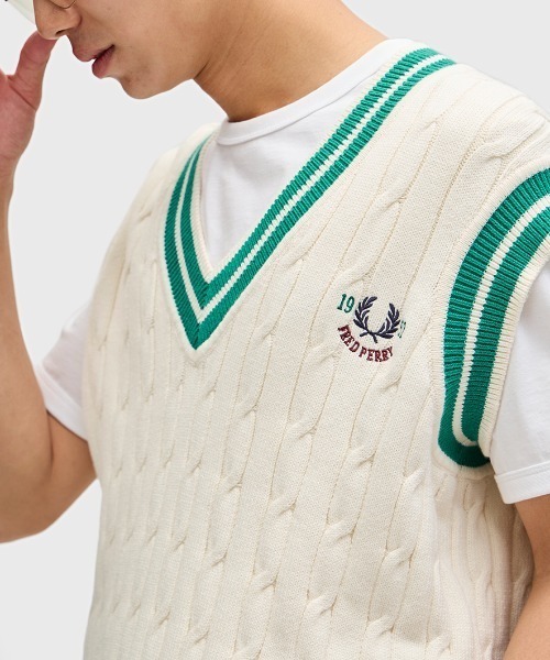 FRED PERRY ベスト ジレ Cable Knit Tennis Vest／テニス