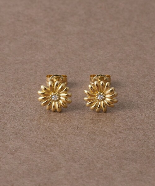 ete bijoux（エテ ビジュー） ピアス 「マーガレット」 K18YG