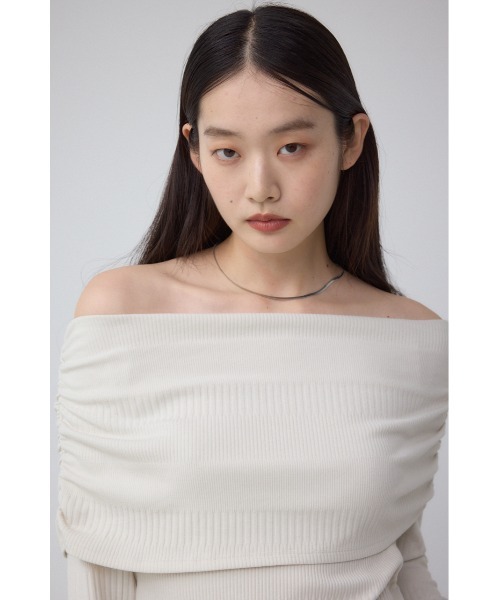 AZUL BY MOUSSY（アズールバイマウジー） tシャツ オフショルダー