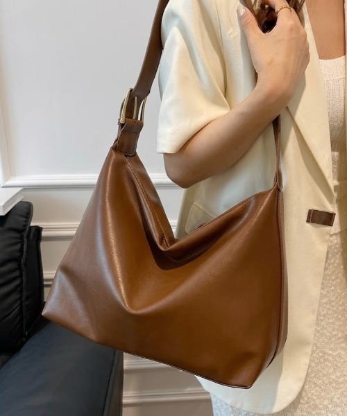 ショルダーバッグ バッグ ベルト フェイクレザーショルダーバッグ