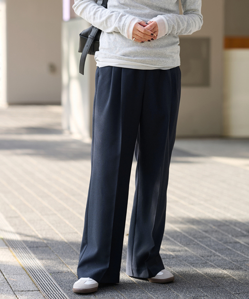 スラックス パンツ 「WEB限定追加2」マットウースフレアタックパンツ レディースの画像