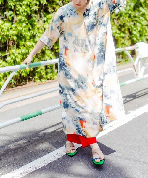「OSMOSIS」 半袖ワンピース ONE SIZE グレー レディース_画像4